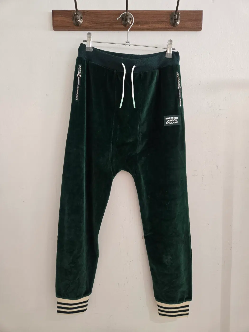 버버리 키즈 벨벳 팬츠