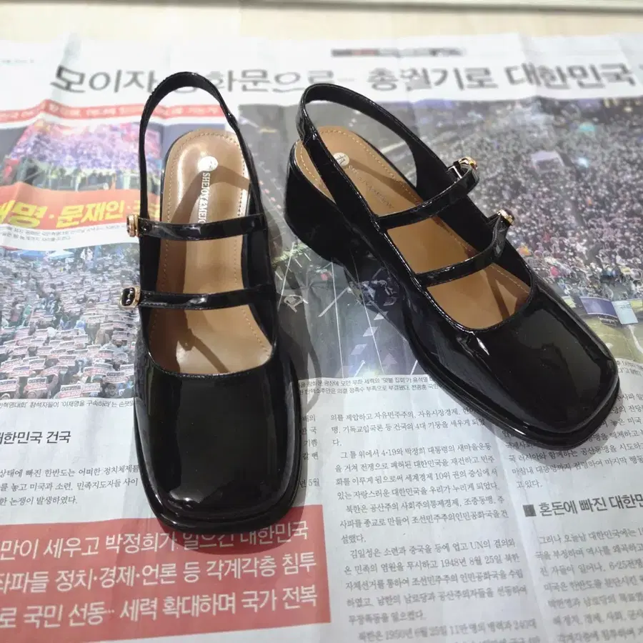 새상품 메리제인 스퀘어 투스트랩 샌들 235