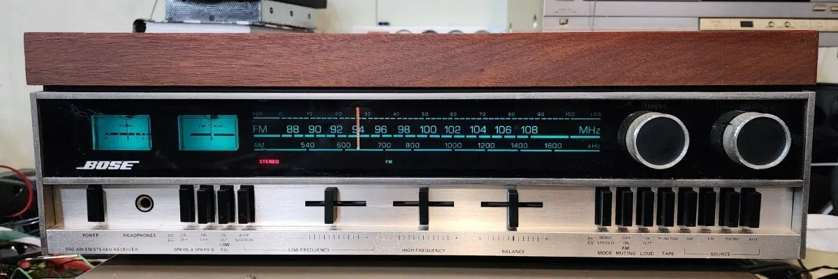 Bose Model 550 Equalizer Receiver