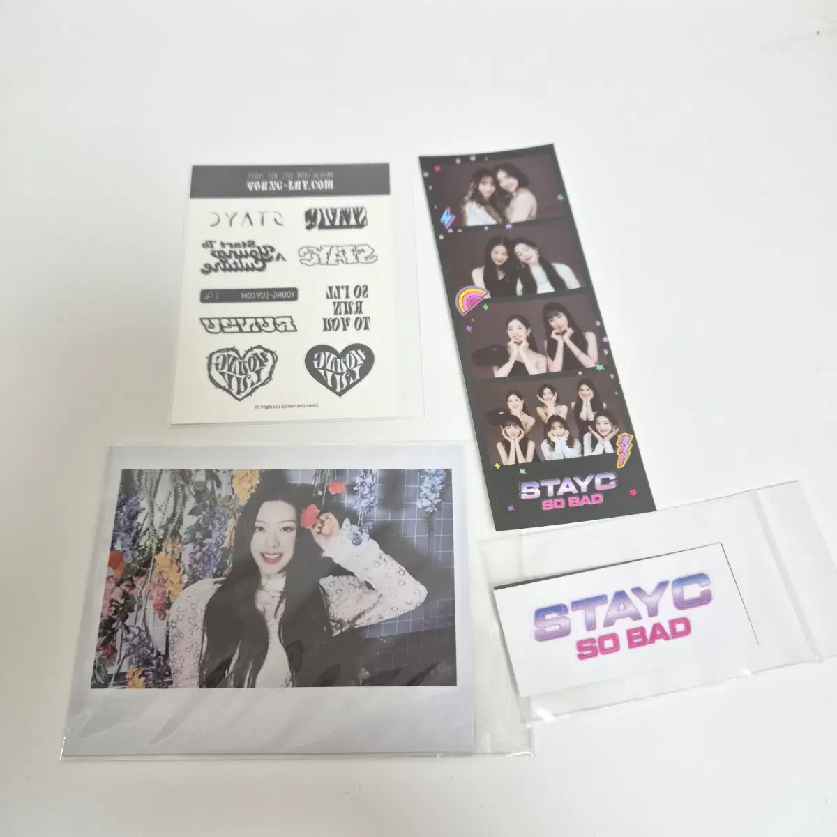 Stayc Seeun poca album goods sticker, etc.