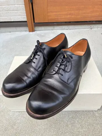 forme 블루처 플레인 토 굿이어