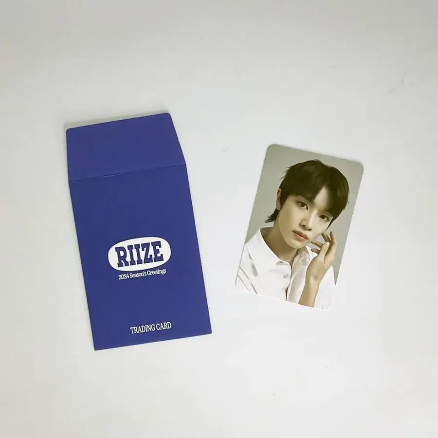 라이즈 성찬 2024 시즌그리팅 A버전 포토카드 포카 2 RIIZE SUNGCHAN 2024 SEASON'S GREETING A VERSION PHOTOCARD 2
