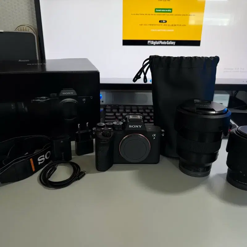 1LIA7M4 + FE 24-105mm F4 G OSS + FE 28-70 번들 판매