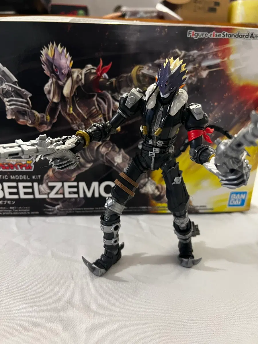 베르제브몬(Beelzemon) 프라모델 조립 완성품.