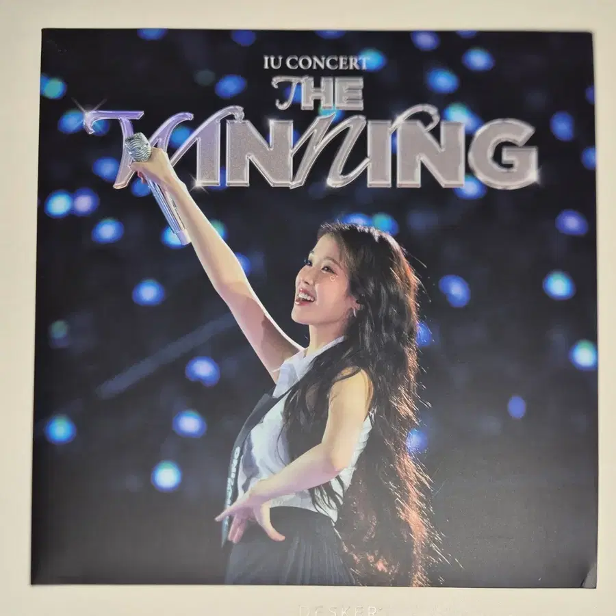 아이유 콘서트 더위닝 LP 3D 렌티포스터 A