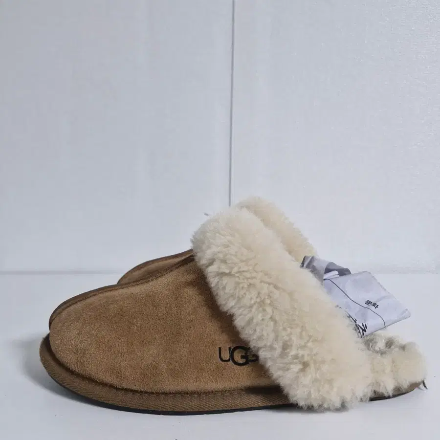 UGG 스커페트 II(230)
