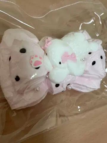 리본 토끼 스퀴즈