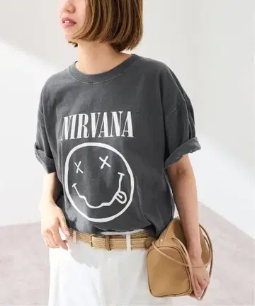 새상품 프레임워크 NIRVANA SMILEY 티셔츠