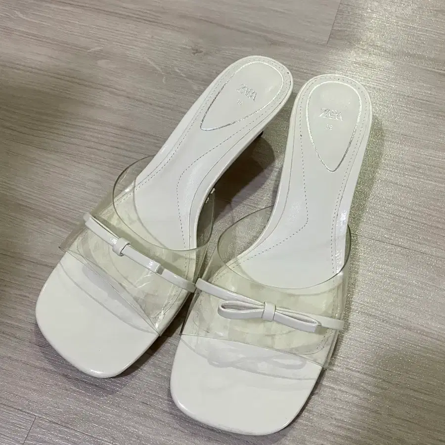 자라 아이보리 리본 키튼힐 38