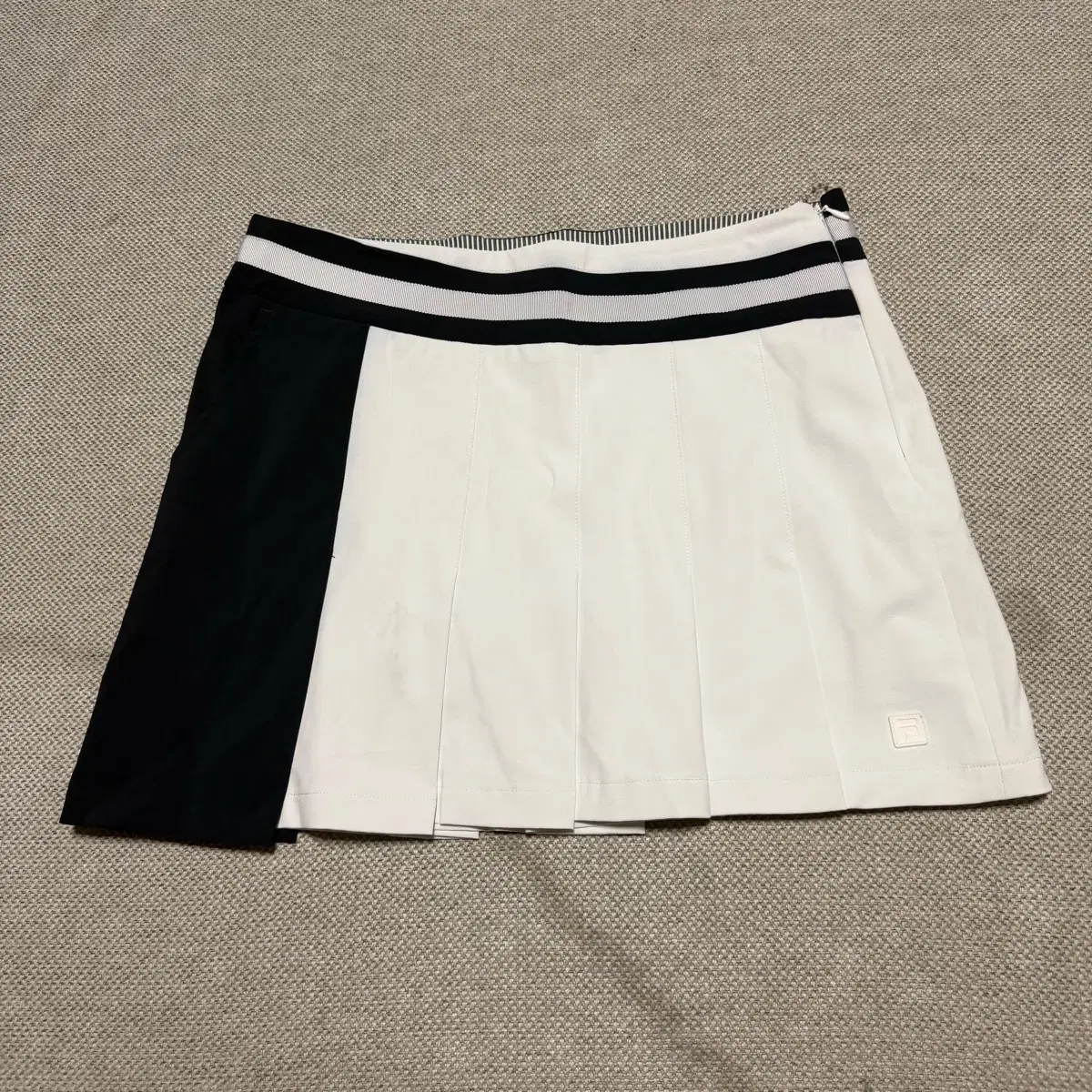 휠라 (FILA) 골프웨어 여성 치마바지