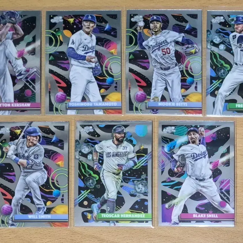 MLB 2026 탑스크롬 코스믹 LA다저스 커쇼, 야마모토 등 7장랏 판매합니다.