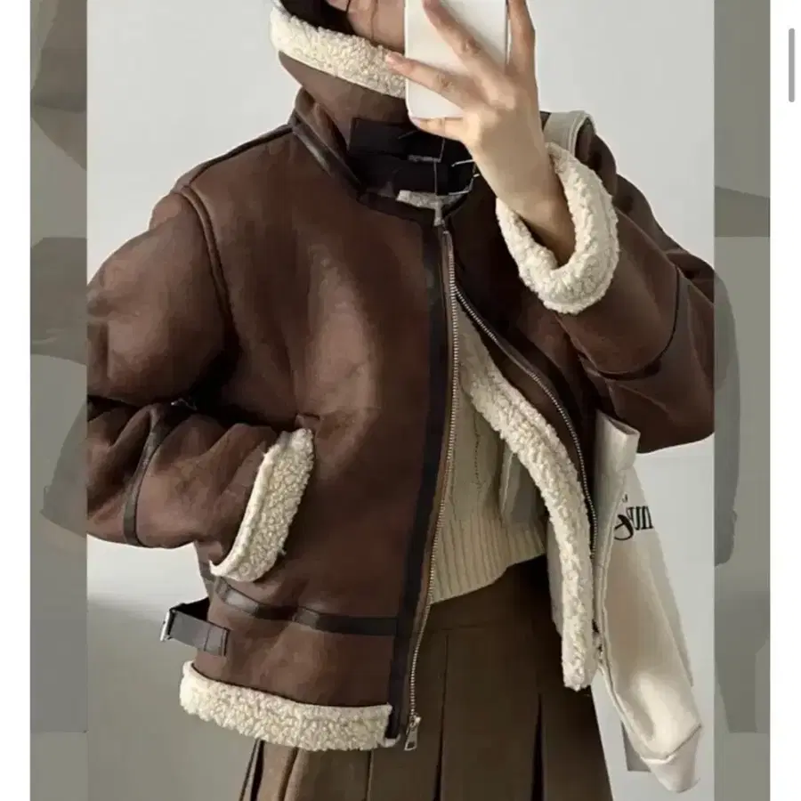 브라운 무스탕 자켓