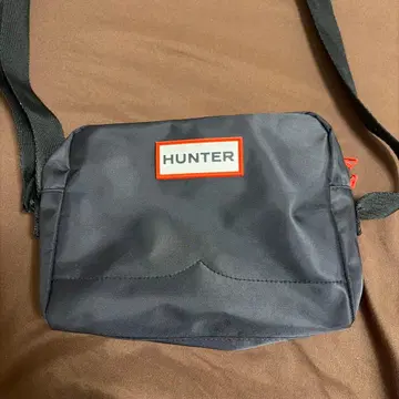 HUNTER 헌터 숄더백 블랙