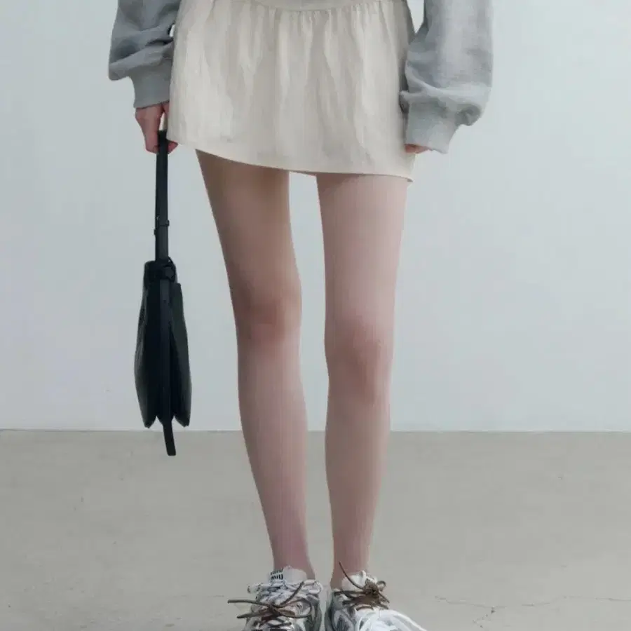 포 유어 아이즈 온리 Darin Shirring Pantskirt (Beige) (새상품)