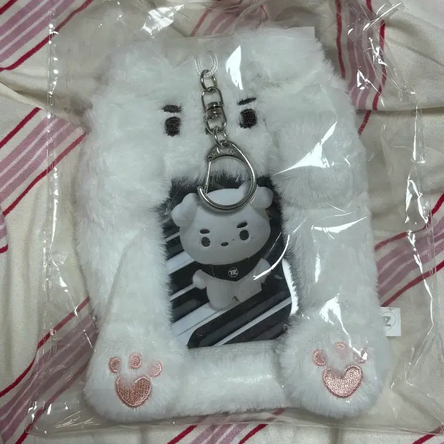 더보이즈 영훈 제너2 인형 포카홀더