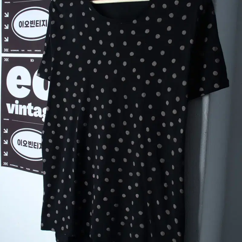 W(XL) 자라 반팔 티셔츠 Y2K 도트 블랙 키치-H35877