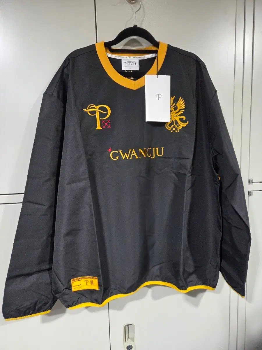 오버더피치 광주fc 바람막이