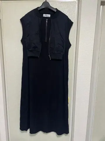 LASUD MILITARY 슬리브리스 원피스 블랙