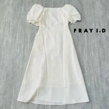 FRAY I.D 레이스업 퍼프 슬리브 원피스