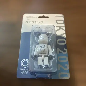 미개봉 새상품 베어브릭 (도쿄 2020 올림픽 엠블럼)