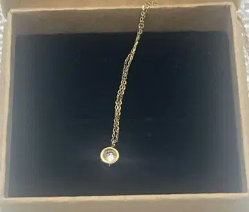 les bon bon EXCLUSIVE NECKLACE