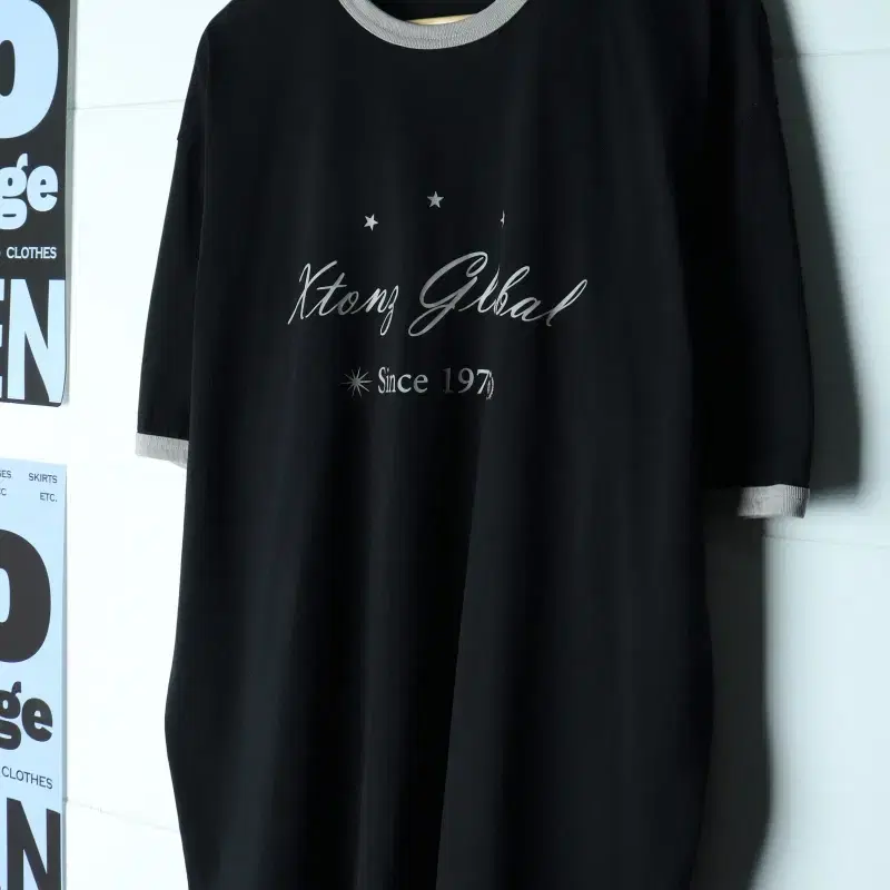 (L-XL) 엑스톤즈 반팔 티셔츠 레터링 링거 블랙 유행템-H35857
