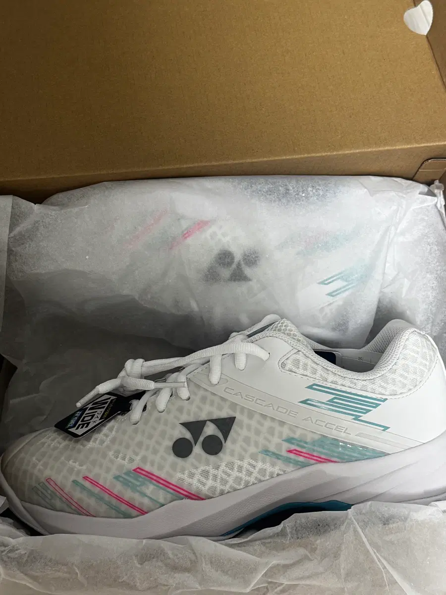 요넥스 신발 265 (새상품) CASCADE ACCEL WIDE