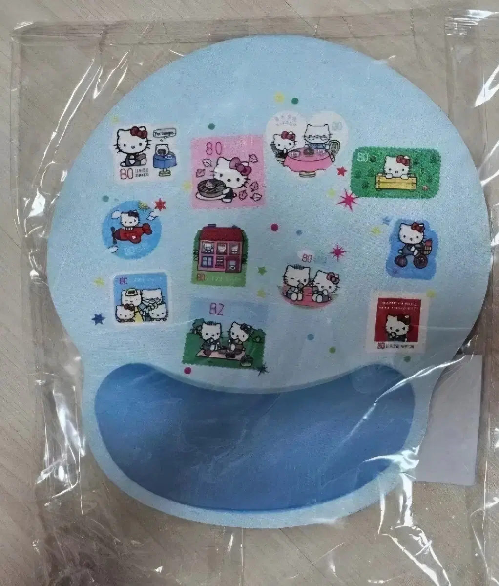 헬로키티 손목보호 마우스패드 새상품