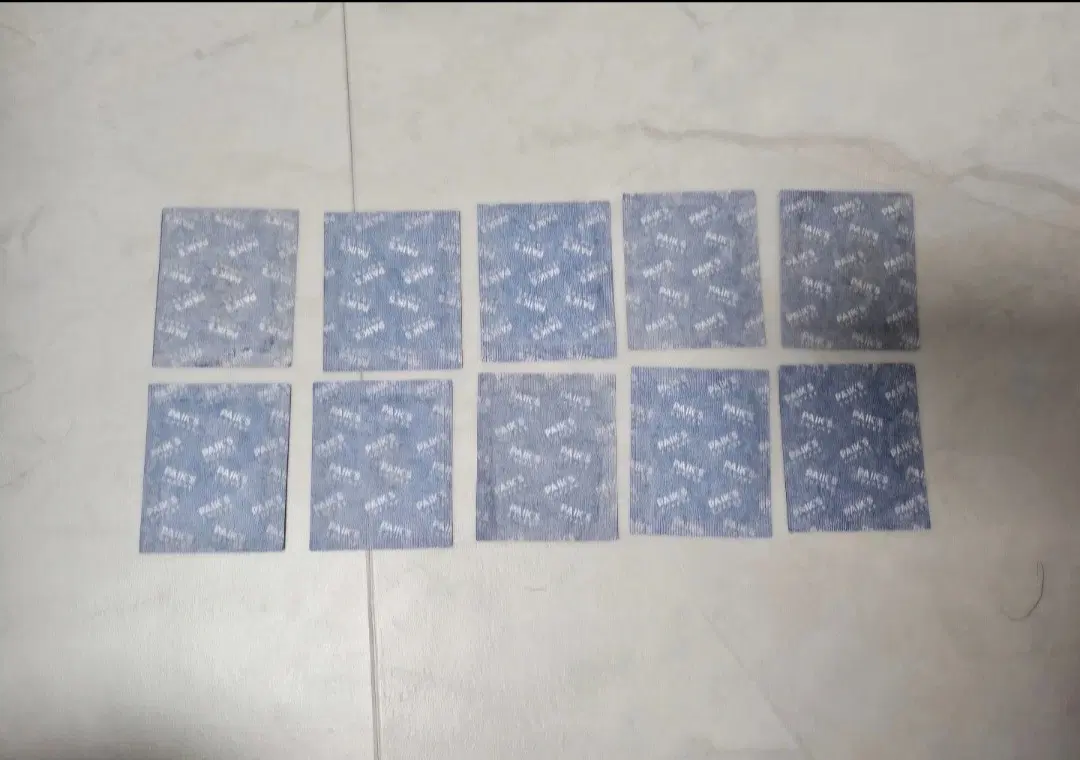 빽다방 짱구 띠부씰 10장 일괄 판매 합니다