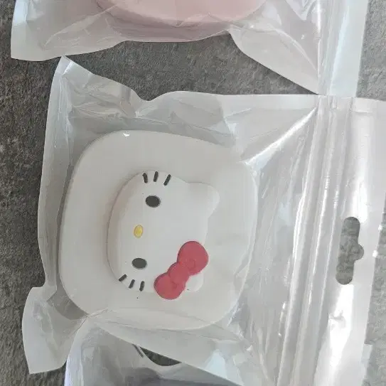 키티렌즈통