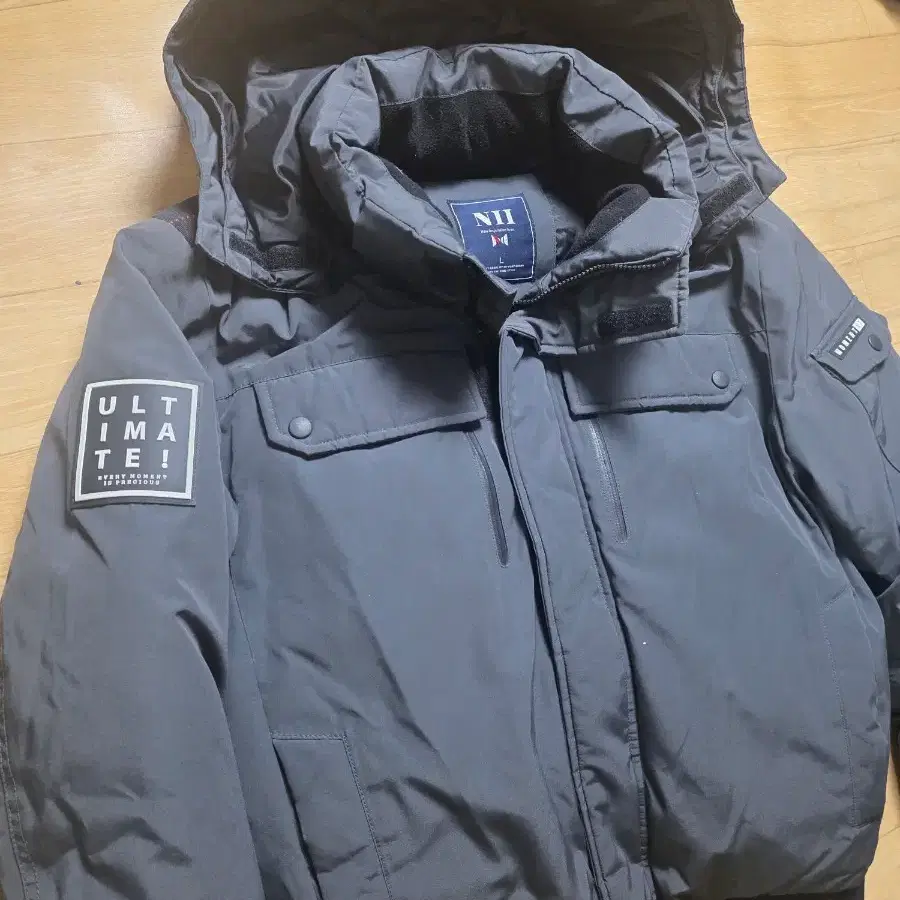파격세일).L.사이즈..NII 남성 겨울 패딩 점퍼 . 상태 좋아요
