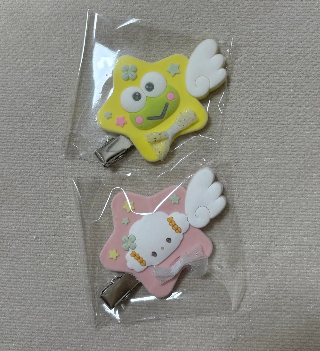 산리오 캐로피 코기뮹 키라키라 반짝이 위시 앞머리핀 헤어핀