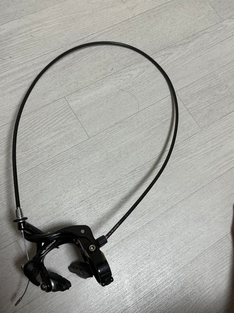 벨로시닷 뒷브레이크