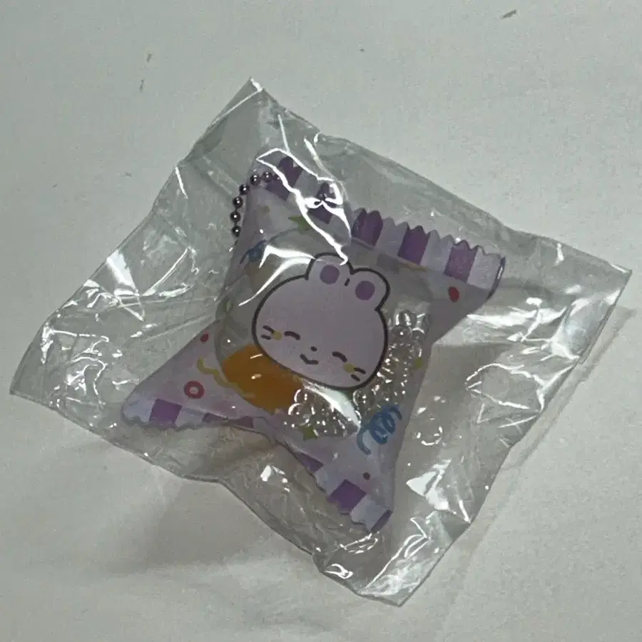 픽셀리 수현 과자봉지