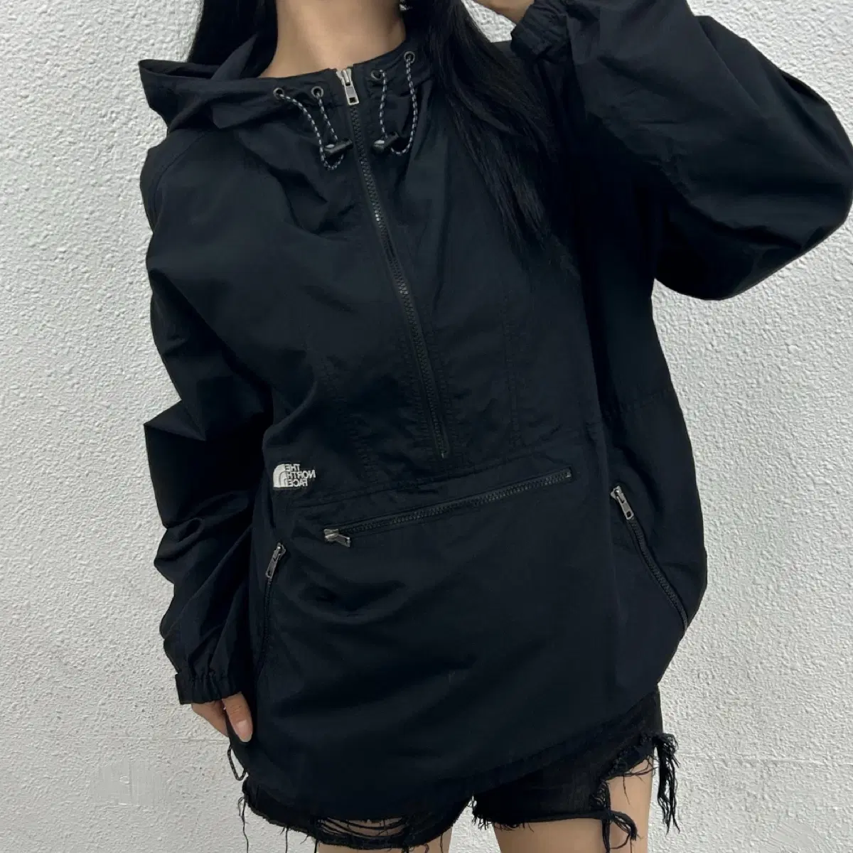 노스페이스 멀티포켓 블랙 바람막이 100