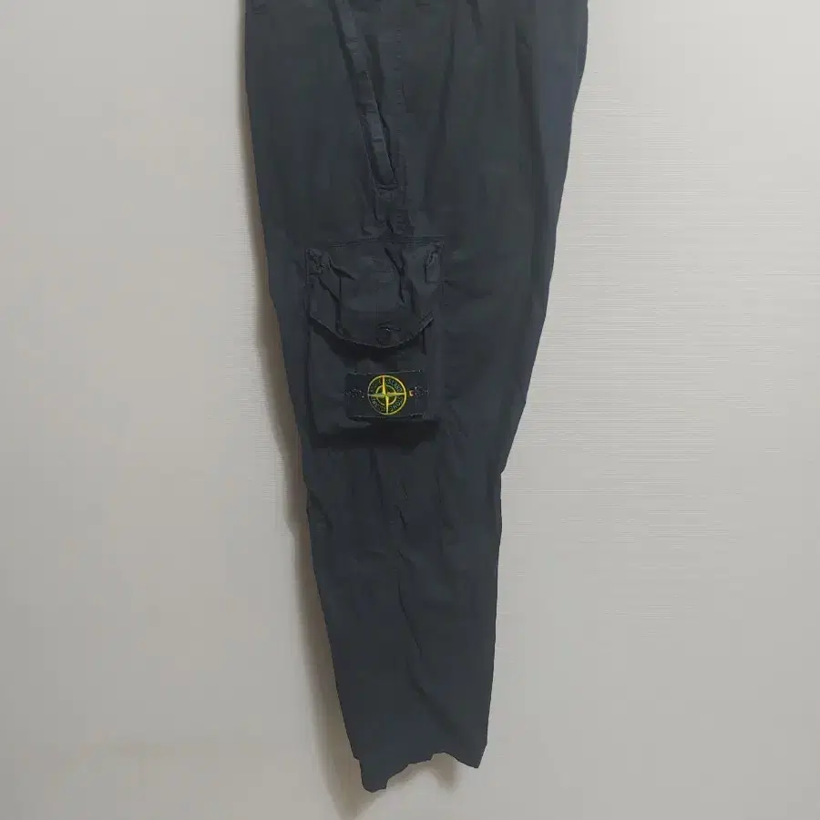 스톤아일랜드 카고 여름 바지 블랙