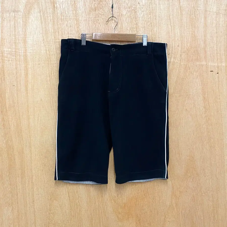BEAMS piping sweat pants 빔즈 파이핑 트랙 하프팬츠