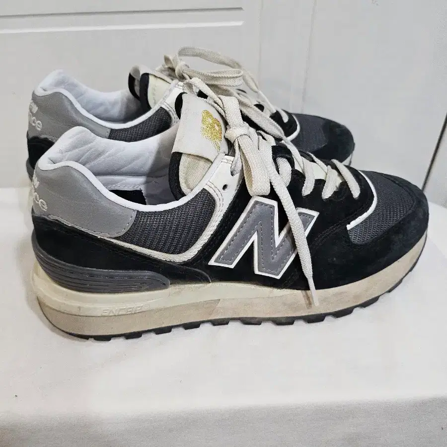 뉴발란스 574 블랙 그레이 운동화 245