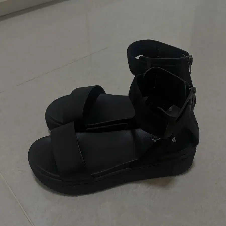 MIA Melia Blk Night camo shoes 240