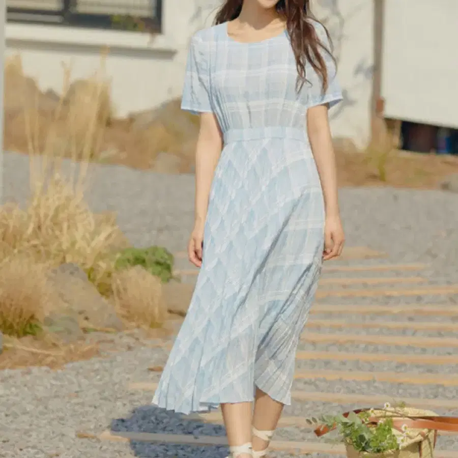 유어네임히어 원피스