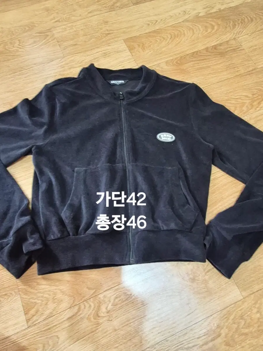 젝시믹스 테리 자수/로고 크롭 집업 블랙 M