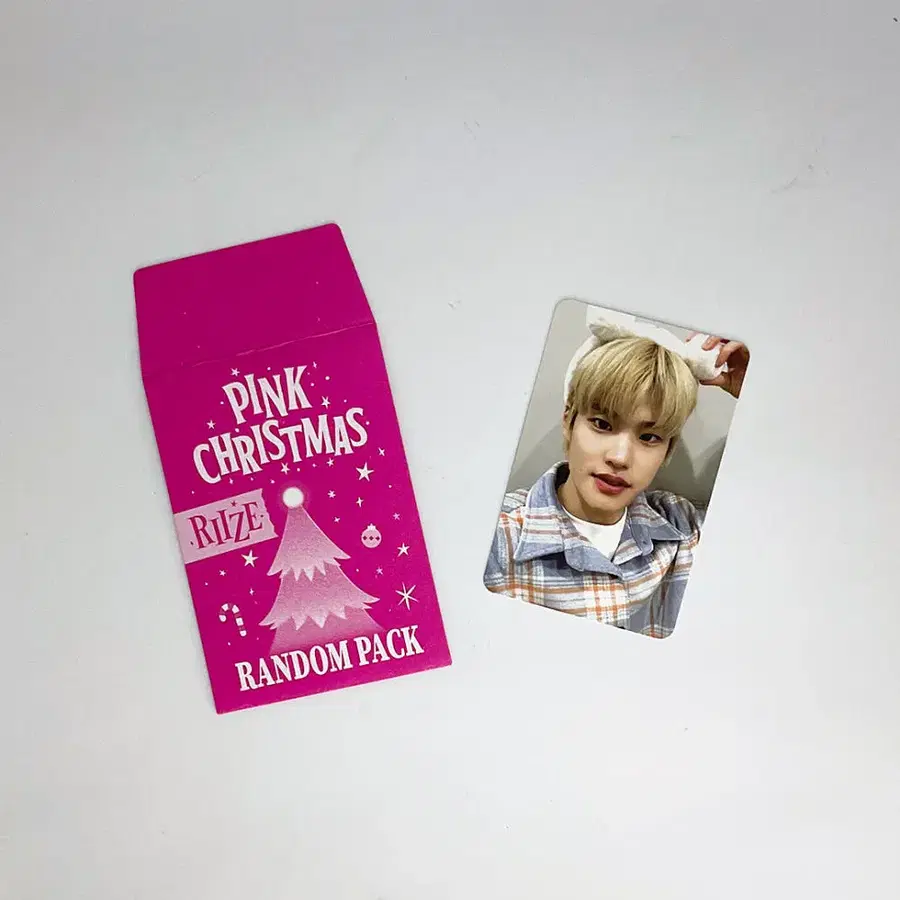 라이즈 소희 2023 핑크 크리스마스 포토카드 포카 2 RIIZE SOHEE 2023 PINK CHRISTMAS PHOTOCARD 2