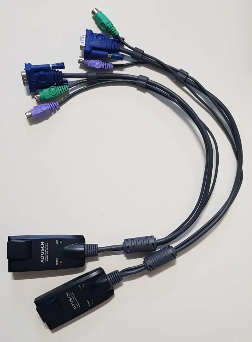 ALTUSCN KVM 스위치 모듈 KA9520 싸게팝니다