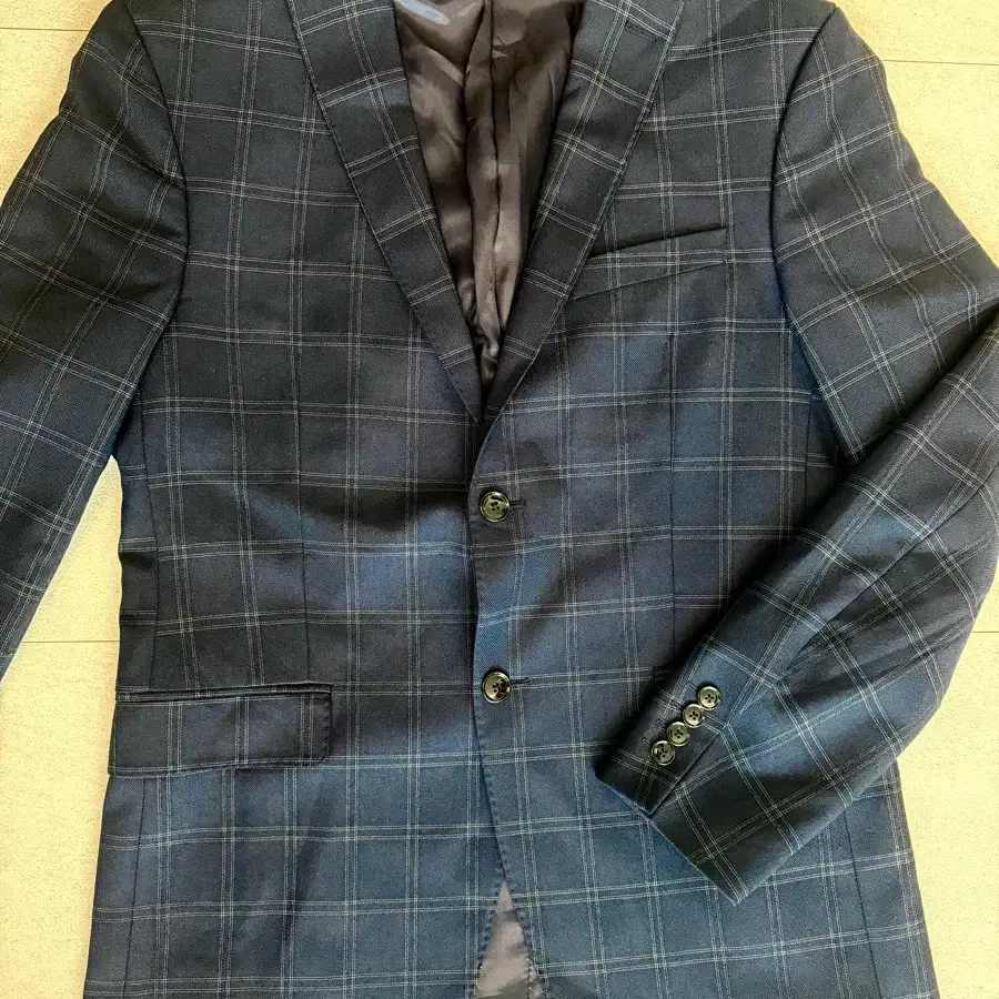 [정품 새제품] ZARA 네이비 체크 패턴 봄가을 정장 캐주얼 자켓 100 EUR 50