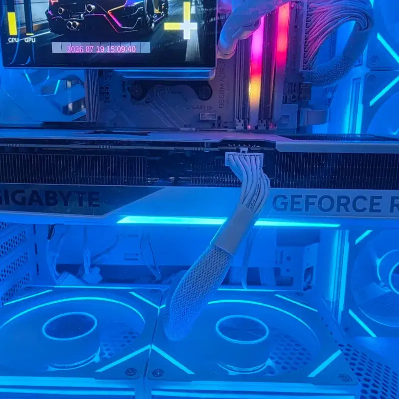 기가바이트 5070ti
