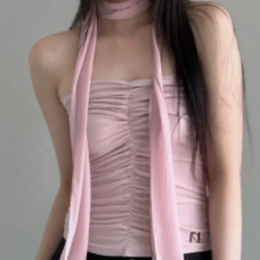 뉴얼린 스트링 튜브탑+쉬폰 머플러 베이비핑크