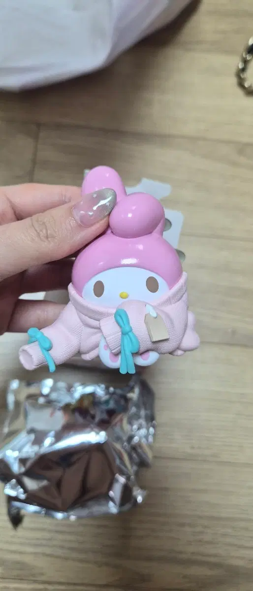 산리오 오키가에 츄 겨울 스웨터 피규어 마이멜로디