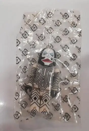 MEDICOMTOY KUBRICK 글리코맨과 비스코 군 & 울트라맨 (S) 다다 B 타입
