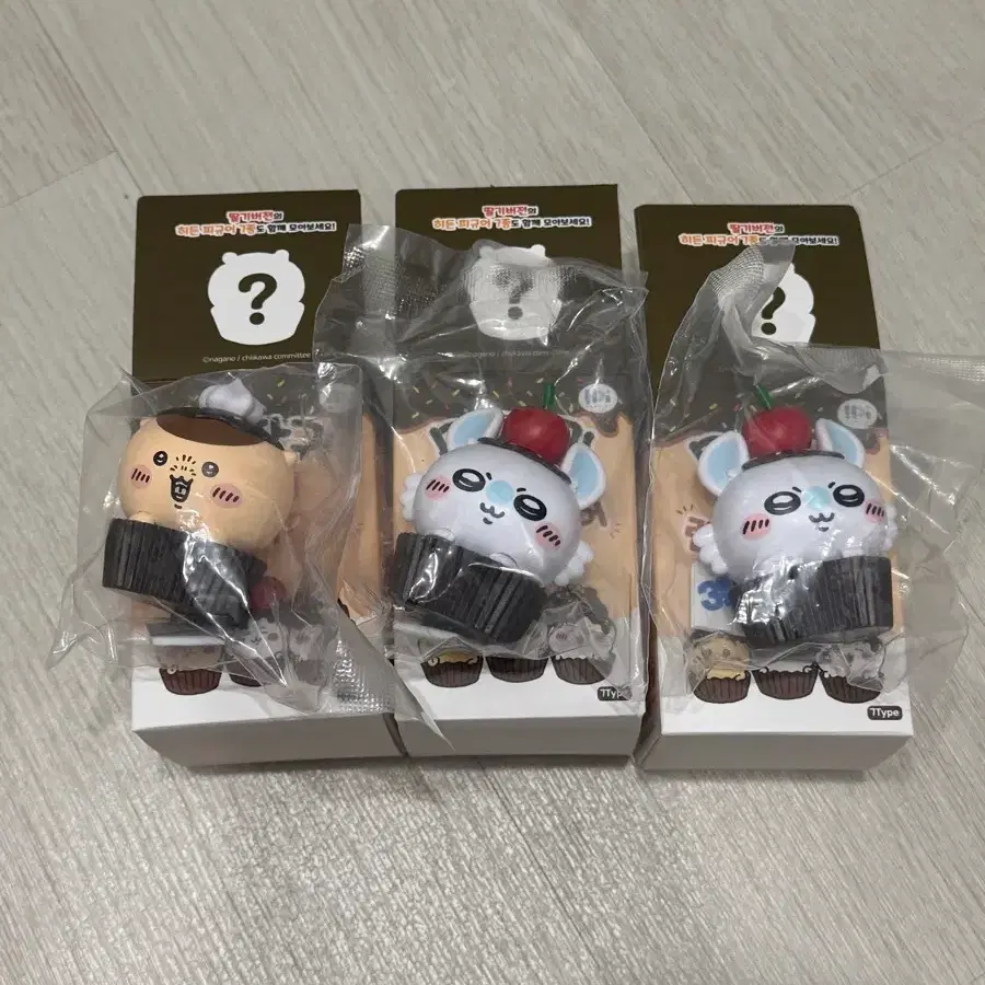 [개봉새상품/3개일괄] 먼작귀 모몽가 쿠리만쥬 모니터 랜덤 피규어