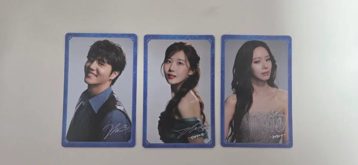 뮤지컬 겨울왕국 미공개 포토 카드 3종+스티커 6장